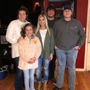 Meet your Posher, Tracy